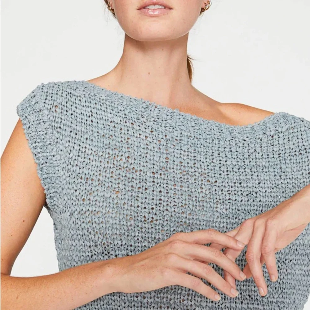 SOLD- BROCHU WALKER Cei Sueded Ribbon Top NWT - Picture 3 of 12